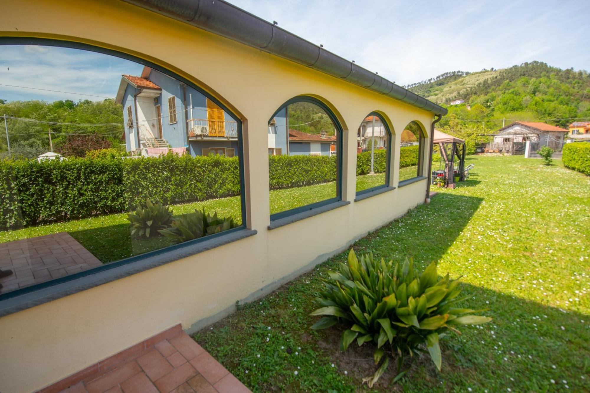 Il Vecchio Noce Hotel Brugnato Bagian luar foto