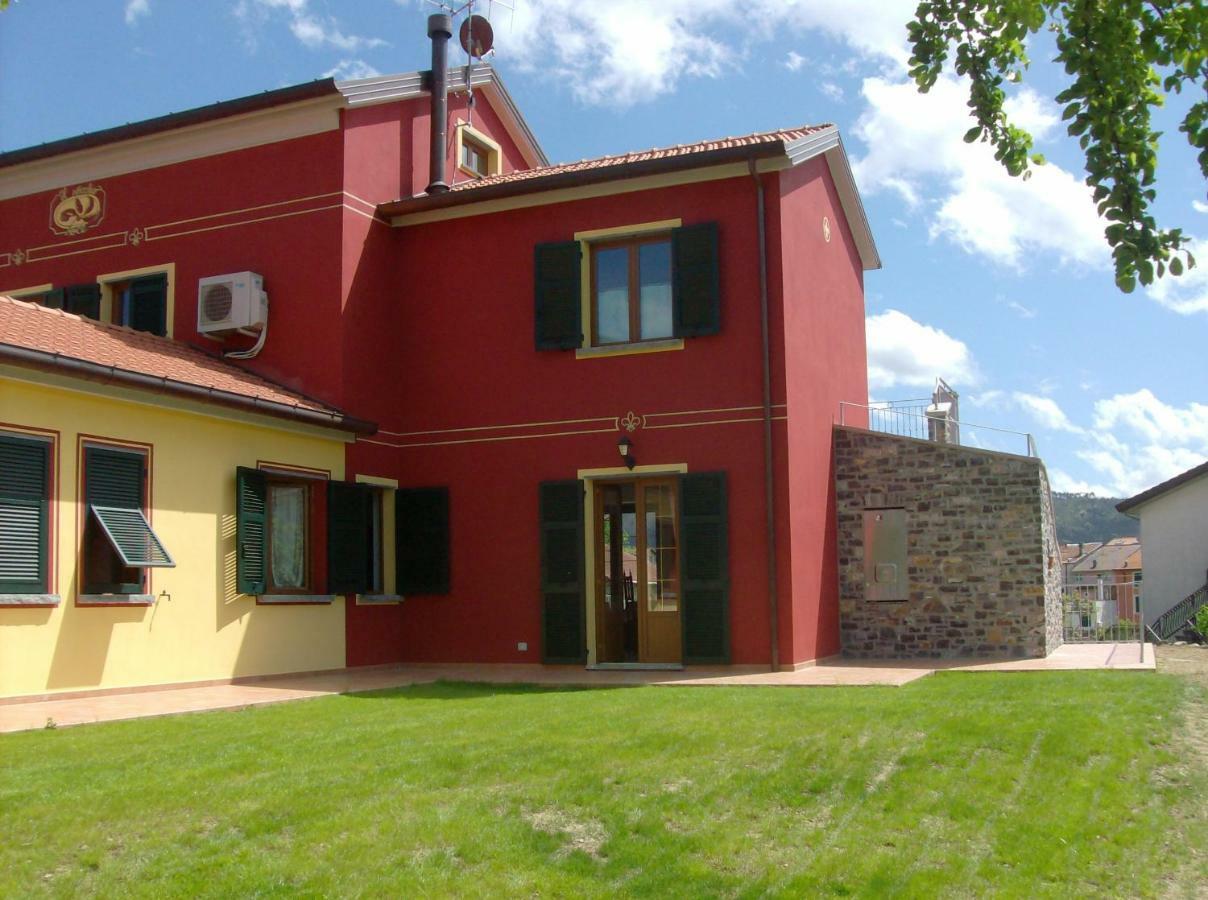 Il Vecchio Noce Hotel Brugnato Bagian luar foto