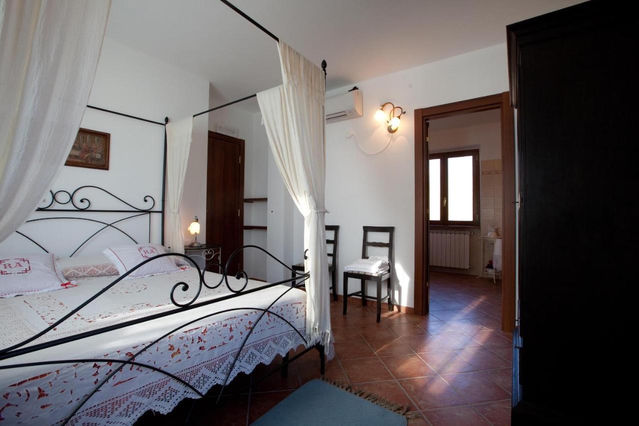 Il Vecchio Noce Hotel Brugnato Bagian luar foto