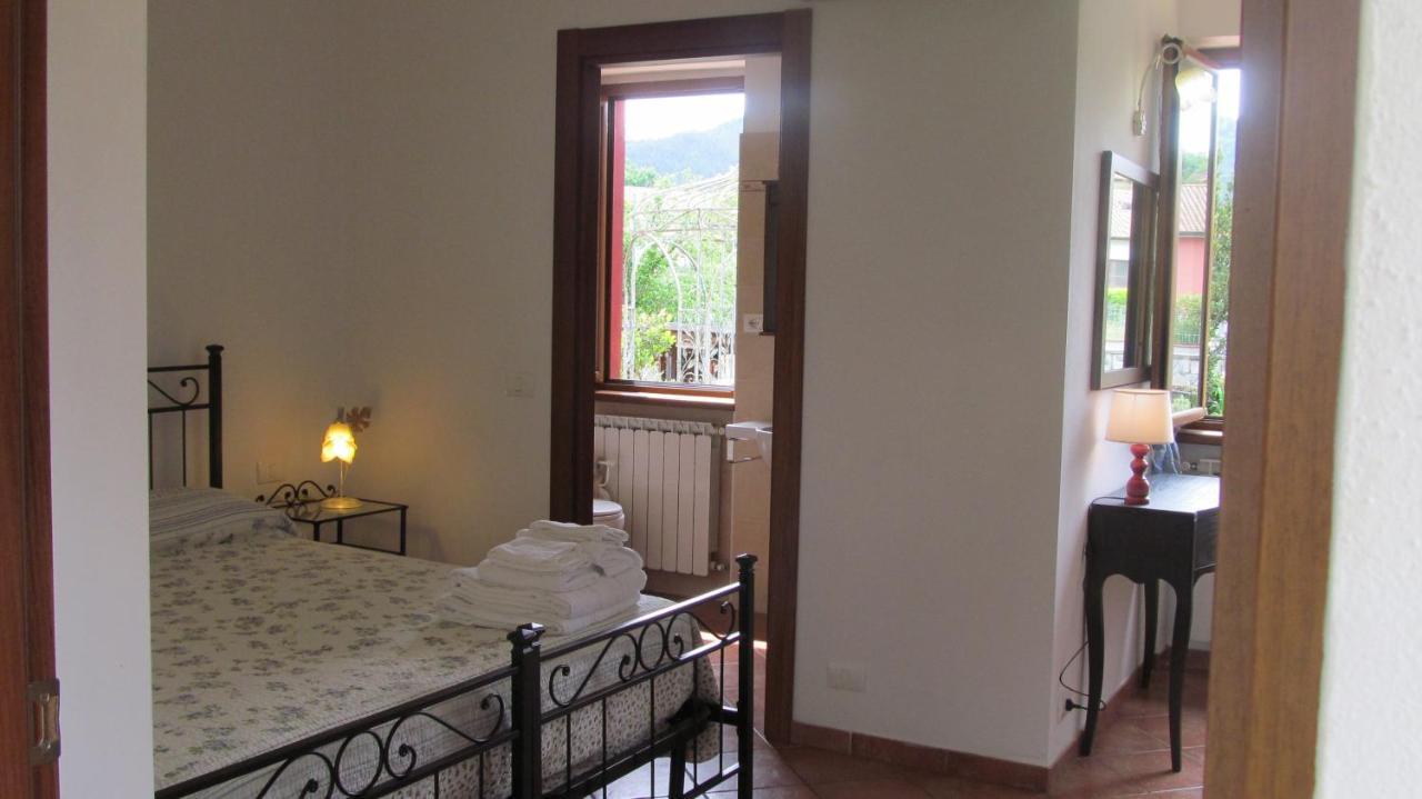 Il Vecchio Noce Hotel Brugnato Bagian luar foto